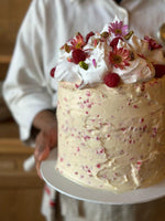 Load image into Gallery viewer, Raspberry + Pistachio cake
