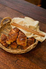 Load image into Gallery viewer, 6 x Croissants
