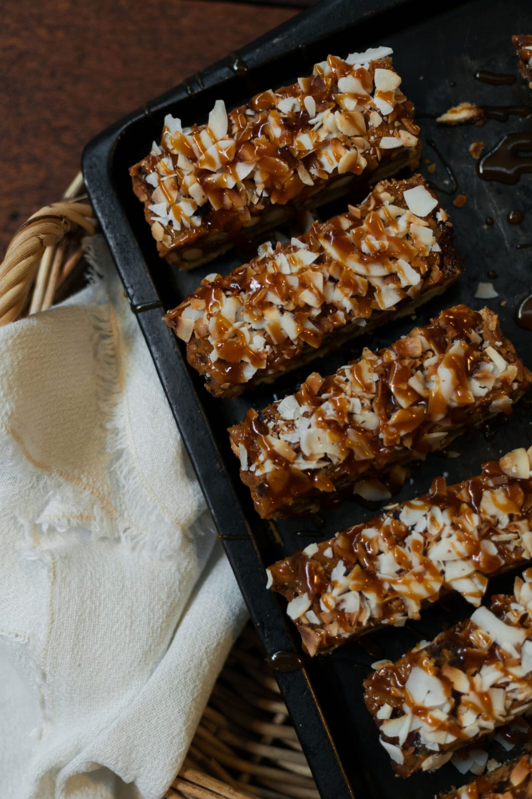6 x Mixed Nut Shortbread Slice