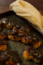Load image into Gallery viewer, 8 x Chocolate + Poppyseed Twist
