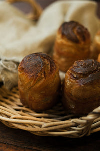 6 x Custard Cruffin