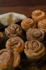 Load image into Gallery viewer, 6 x Cinnamon Bun
