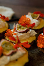 Load image into Gallery viewer, 6 x Granadilla Cream Cheese Tart
