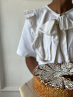 Load image into Gallery viewer, Flourless Lemon + Almond + Ricotta Cake
